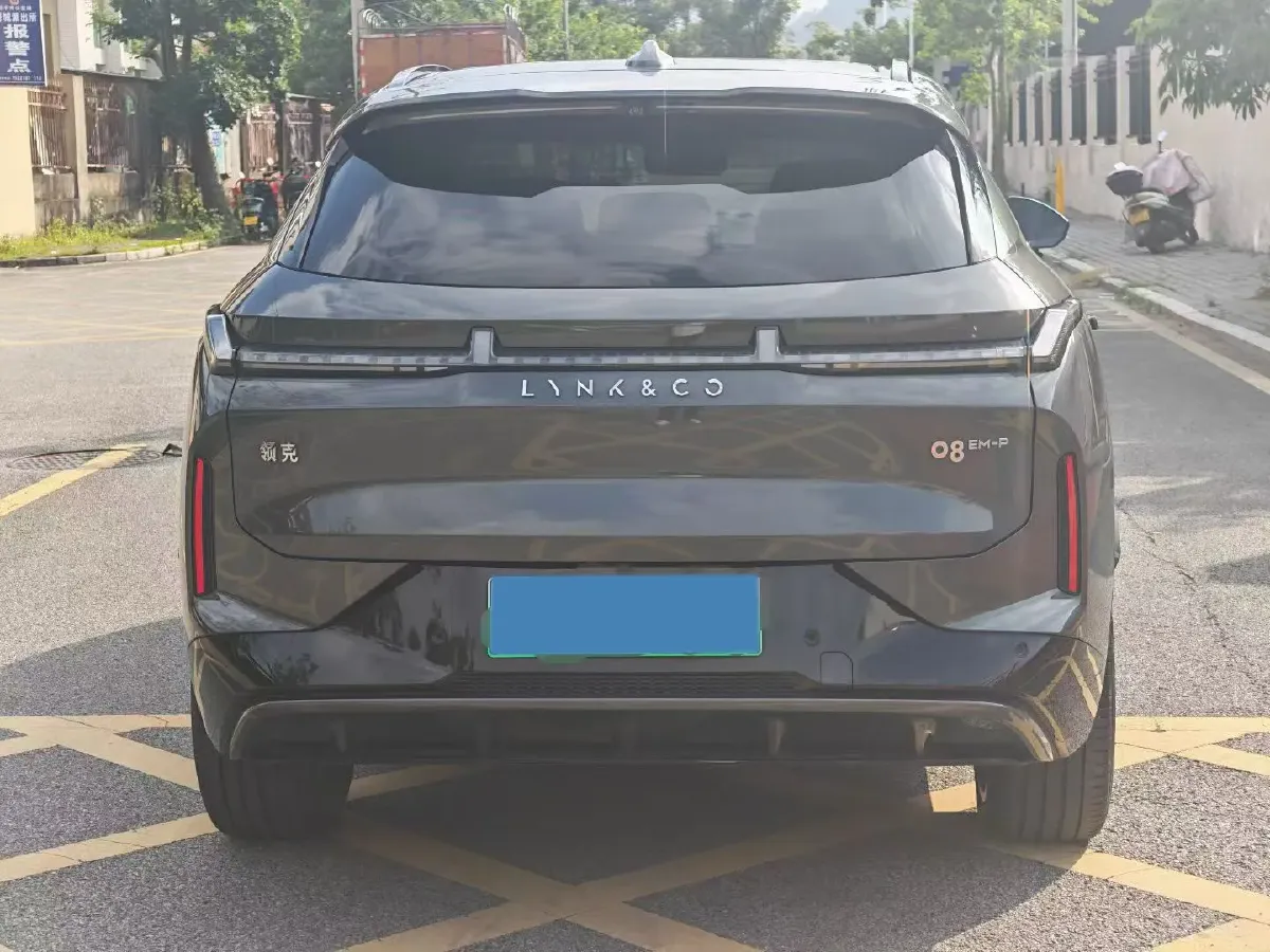 2023 LYNK&CO 08 EM-P 1.5T 163HP L4 3DHT PHEV 39.8KWH,autocango,china used car exporter,china ev exporter,chinese used car exporter,chinese used ev exporter