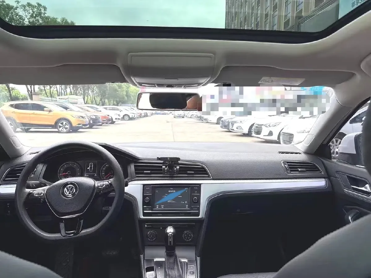 2019 Volkswagen T-Cross 1.4T 150HP L4 7DCT,autocango,china used car exporter,china ev exporter,chinese used car exporter,chinese used ev exporter