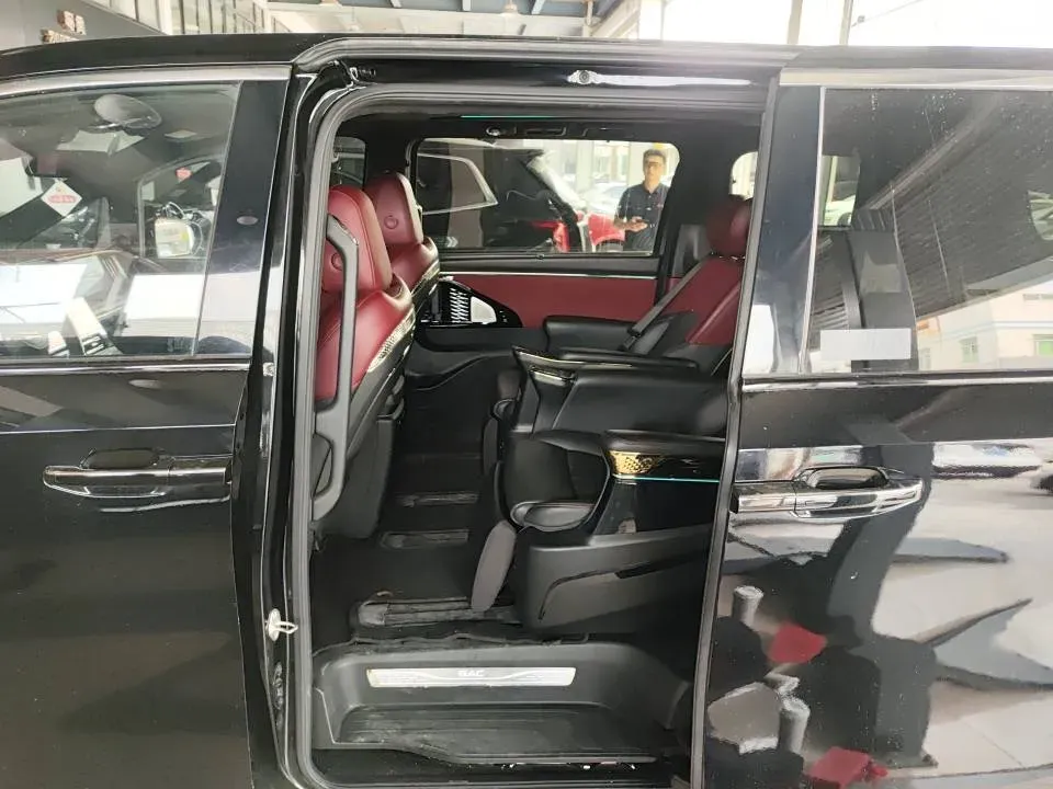 2023 GAC Trumpchi M8 2.0T 252HP L4 8AT,autocango,china used car exporter,china ev exporter,chinese used car exporter,chinese used ev exporter