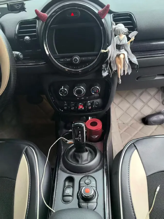 2021 MINI CLUBMAN 1.5T 102HP L3 7DCT,autocango,china used car exporter,china ev exporter,chinese used car exporter,chinese used ev exporter