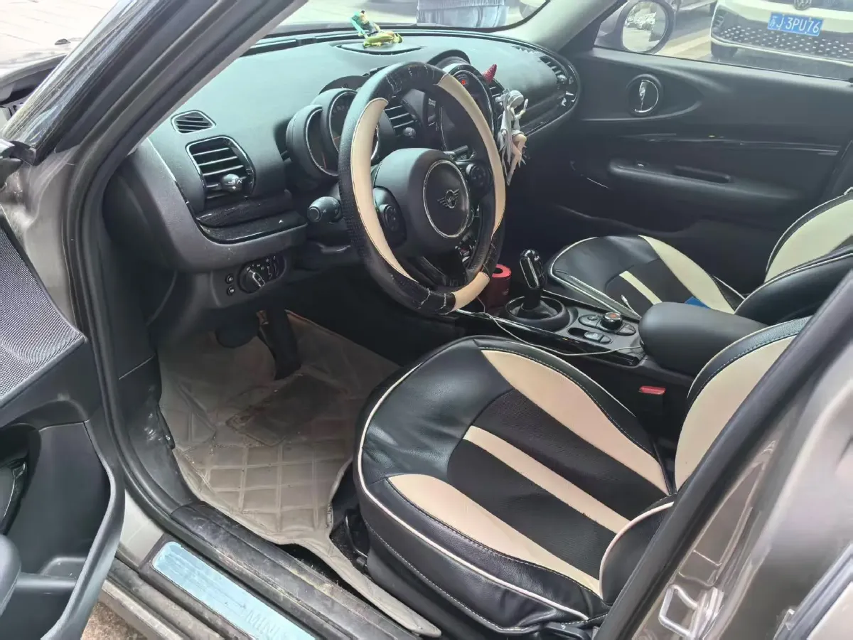 2021 MINI CLUBMAN 1.5T 102HP L3 7DCT,autocango,china used car exporter,china ev exporter,chinese used car exporter,chinese used ev exporter