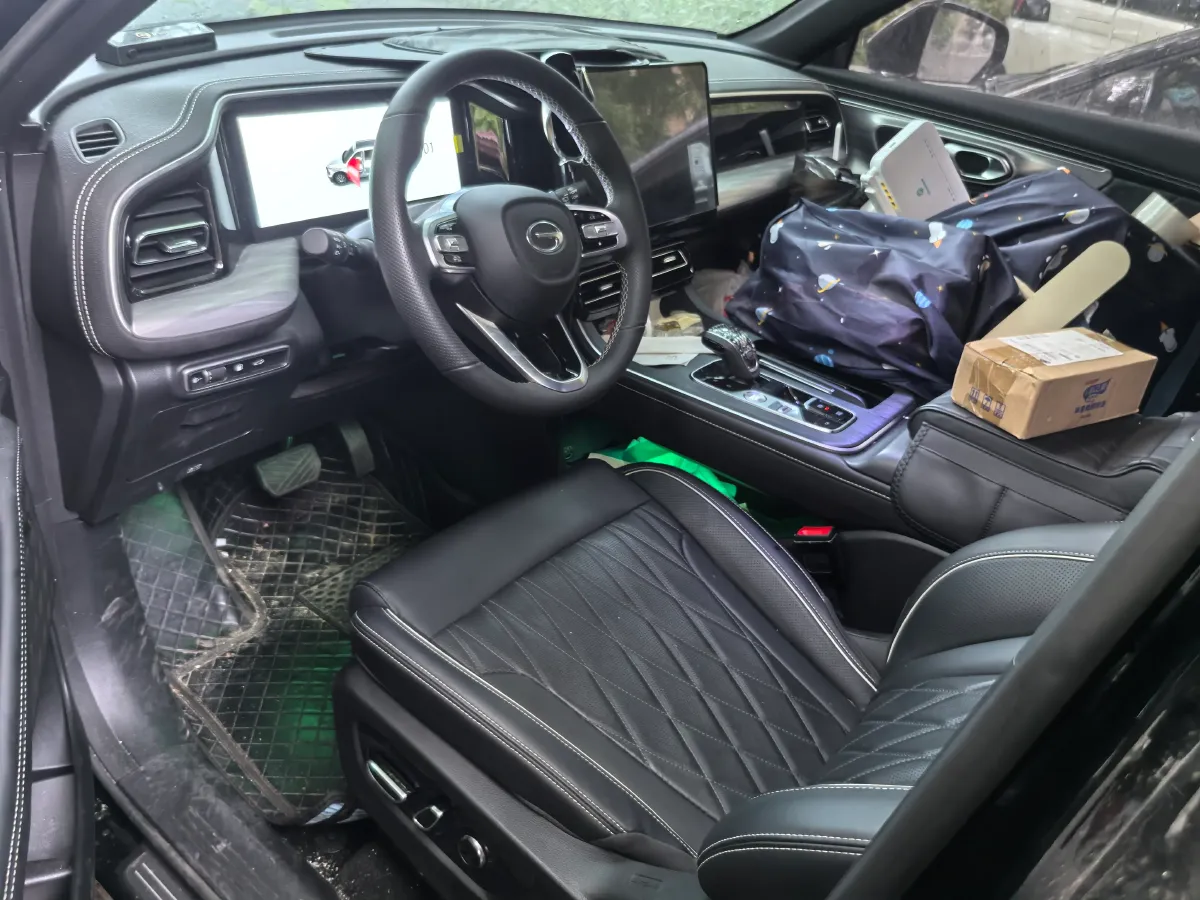 2025 GAC Trumpchi GS8 2.0T 252HP L4 8AT,autocango,china used car exporter,china ev exporter,chinese used car exporter,chinese used ev exporter