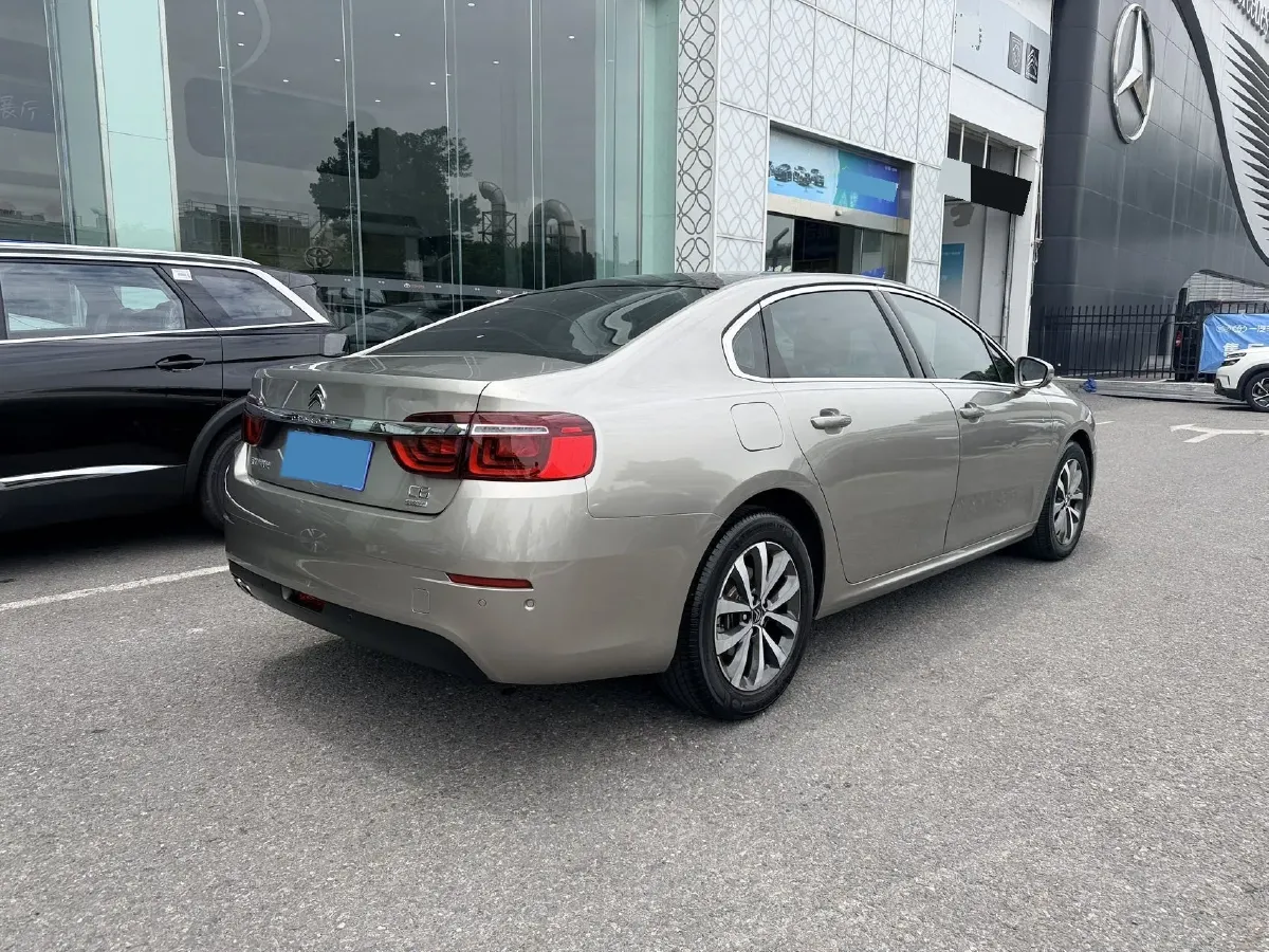 2017 Citroen C6 1.8T 204HP L4 6AT,autocango,china used car exporter,china ev exporter,chinese used car exporter,chinese used ev exporter