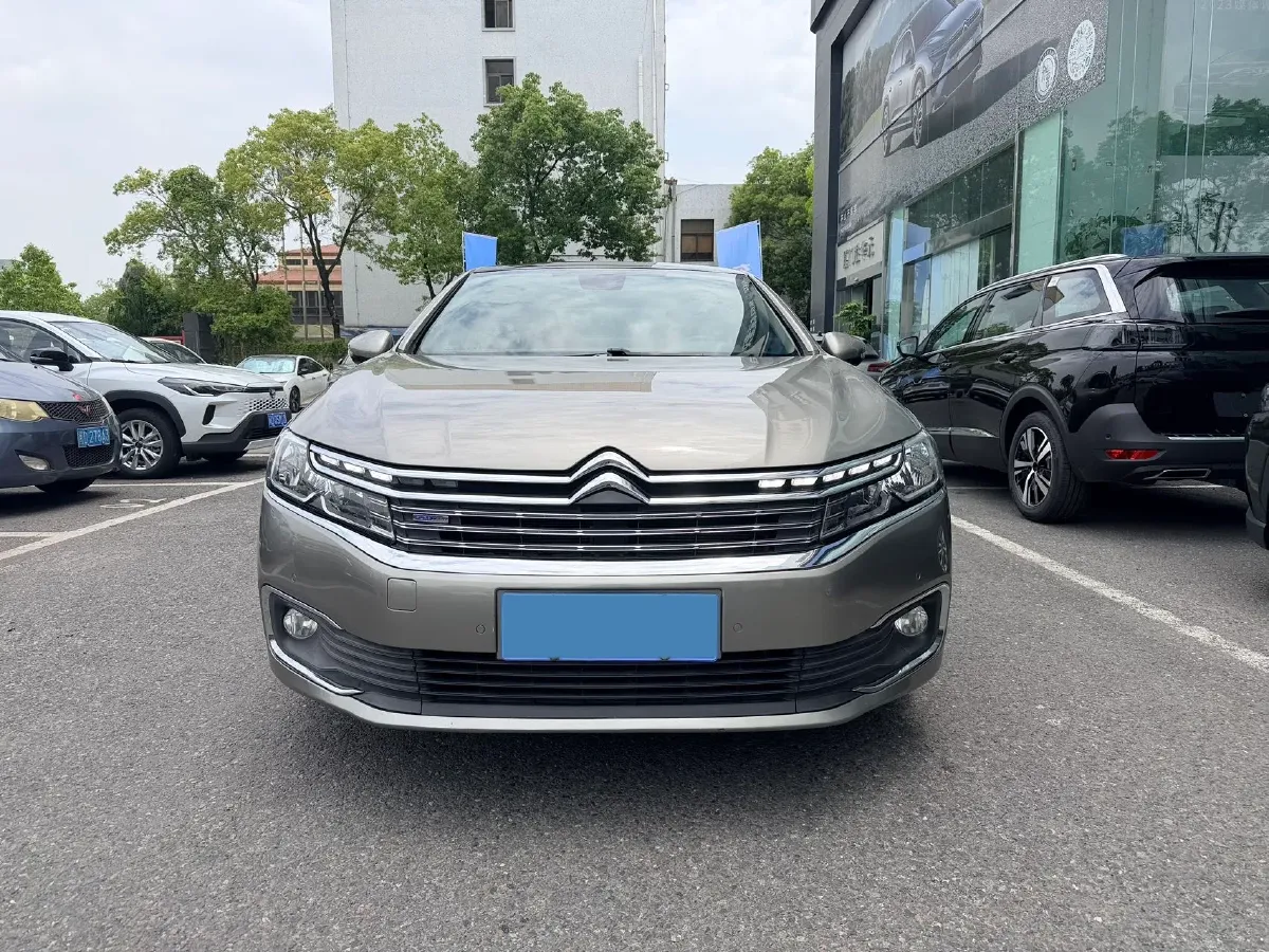 2017 Citroen C6 1.8T 204HP L4 6AT,autocango,china used car exporter,china ev exporter,chinese used car exporter,chinese used ev exporter