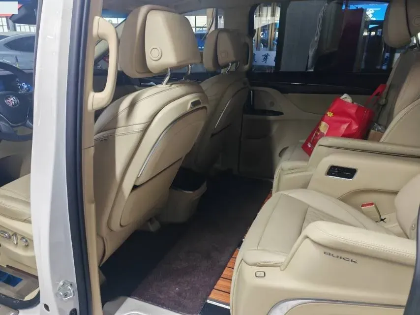 2023 Buick GL8 2.0T 237HP L4 9AT,autocango,china used car exporter,china ev exporter,chinese used car exporter,chinese used ev exporter