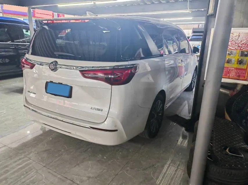 2023 Buick GL8 2.0T 237HP L4 9AT,autocango,china used car exporter,china ev exporter,chinese used car exporter,chinese used ev exporter