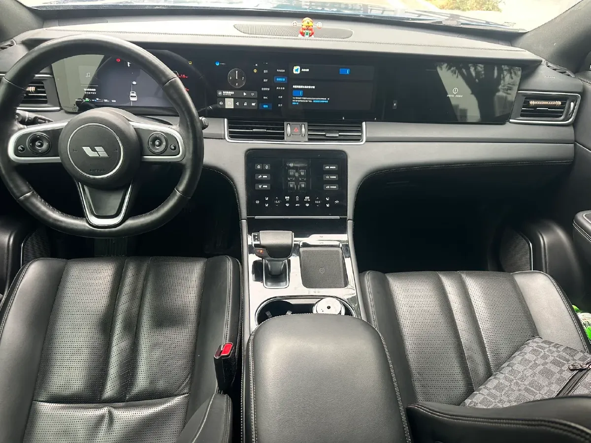 2020 Li ONE Range Extended 131HP REEV 40.5KWH,autocango,china used car exporter,china ev exporter,chinese used car exporter,chinese used ev exporter