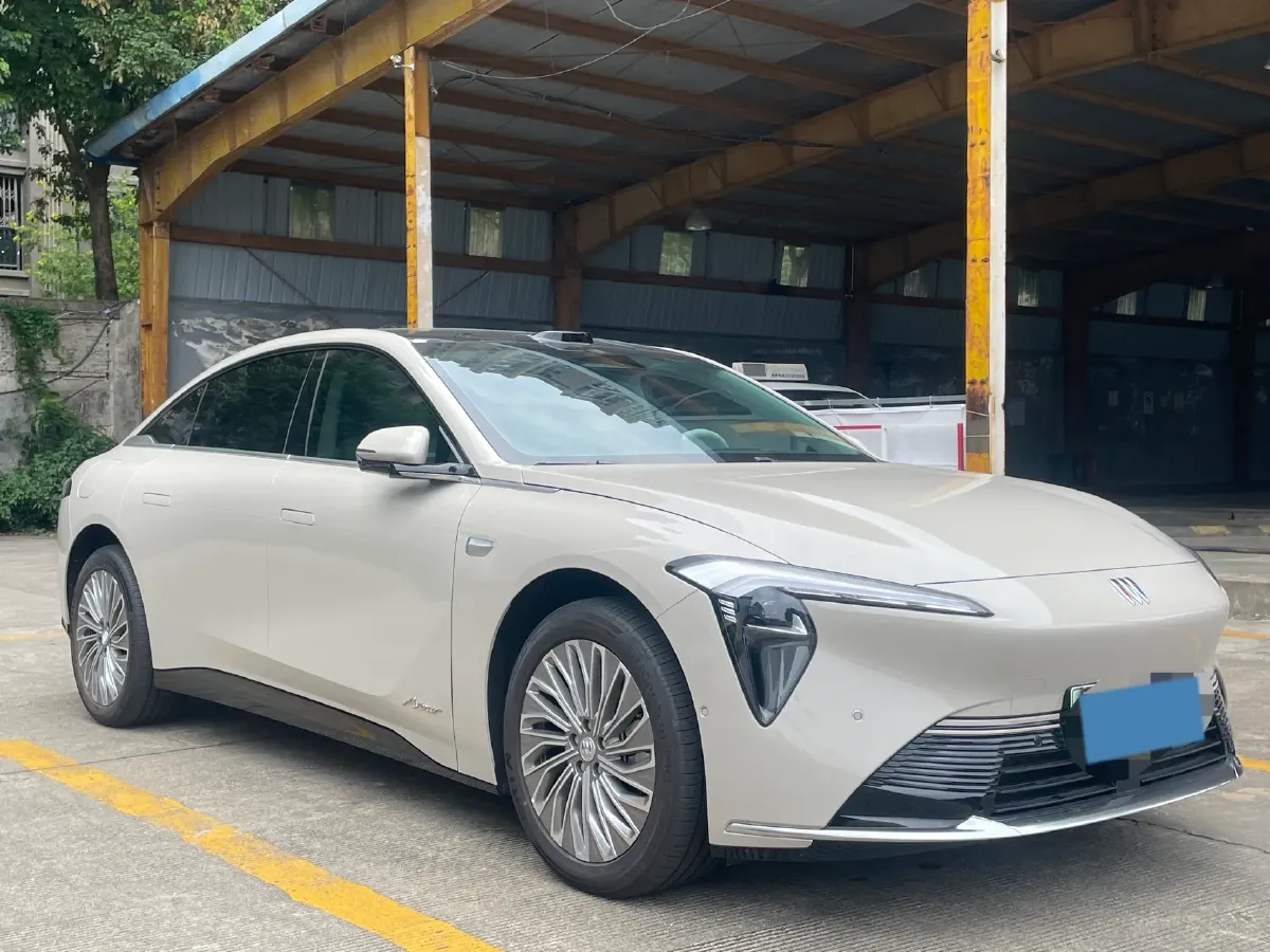 2026 Avatr 07 1.5T 156HP L4 REEV,autocango,china used car exporter,china ev exporter,chinese used car exporter,chinese used ev exporter