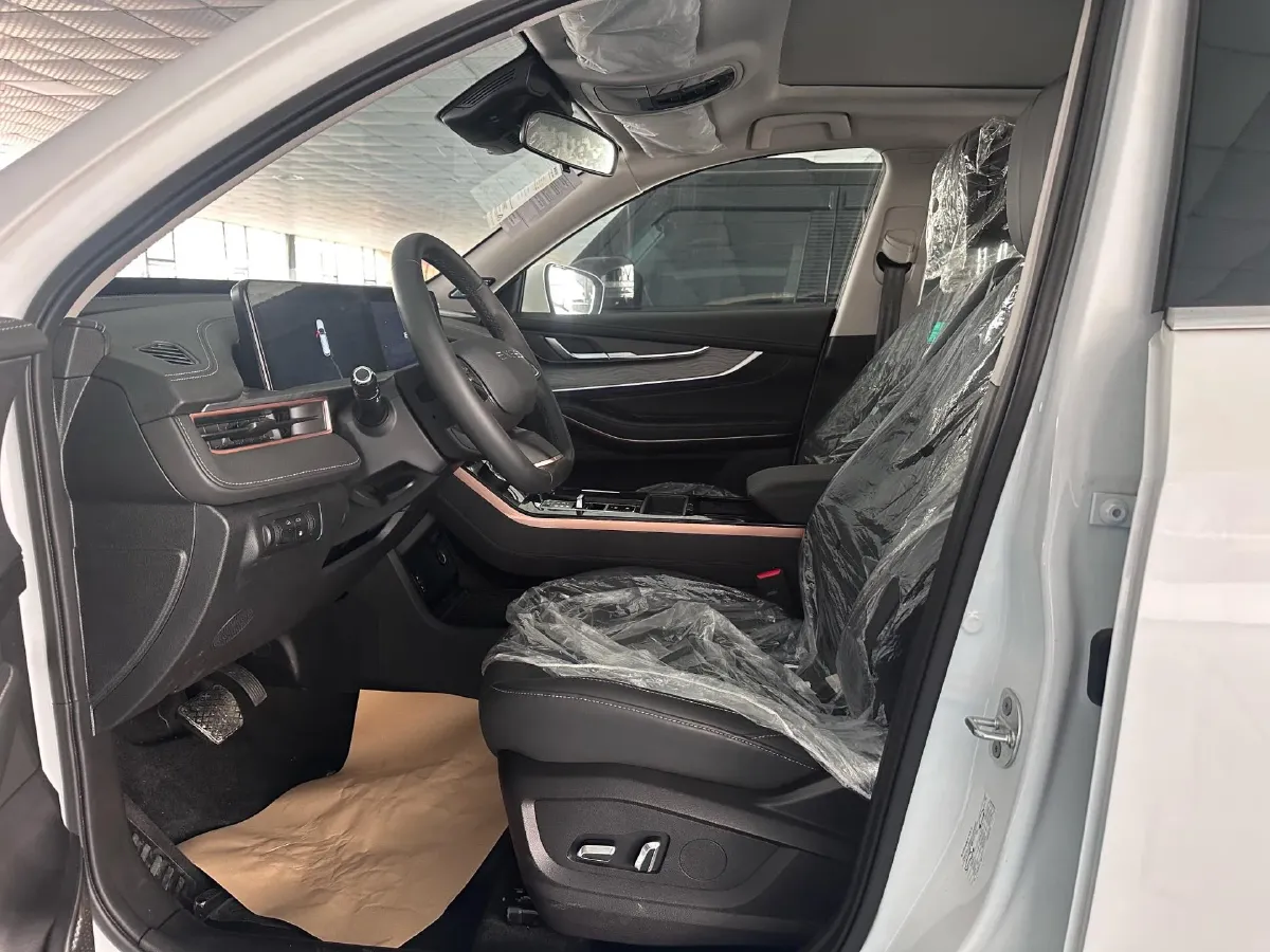 2022 DongFeng Forthing T5 1.5T 165HP L4 6AT,autocango,china used car exporter,china ev exporter,chinese used car exporter,chinese used ev exporter