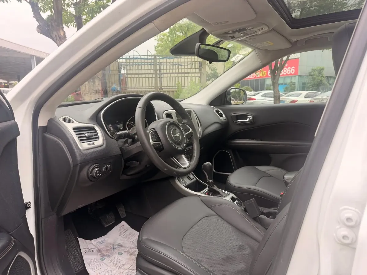 2017 Jeep Compass 1.4T 165HP L4 7DCT,autocango,china used car exporter,china ev exporter,chinese used car exporter,chinese used ev exporter