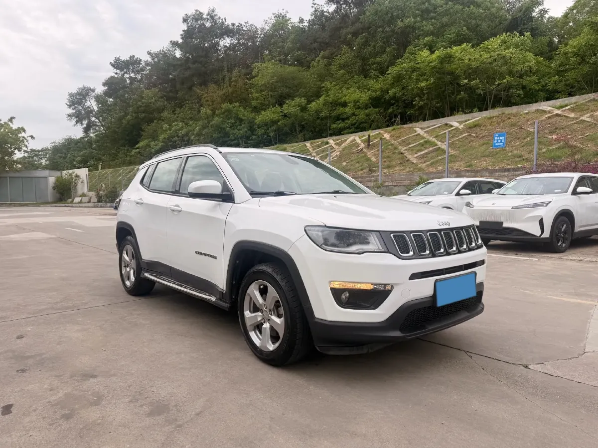 2017 Jeep Compass 1.4T 165HP L4 7DCT,autocango,china used car exporter,china ev exporter,chinese used car exporter,chinese used ev exporter