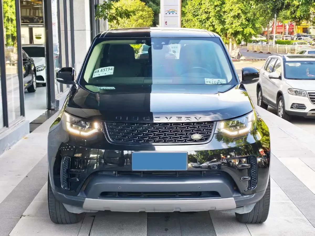 2018 Land Rover Discovery 2.0T 300HP L4 8AT,autocango,china used car exporter,china ev exporter,chinese used car exporter,chinese used ev exporter