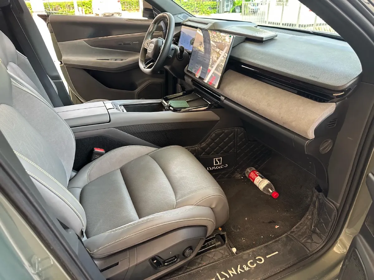 2023 LYNK&CO 08 EM-P 1.5T 163HP L4 3DHT PHEV 39.6KWH,autocango,china used car exporter,china ev exporter,chinese used car exporter,chinese used ev exporter