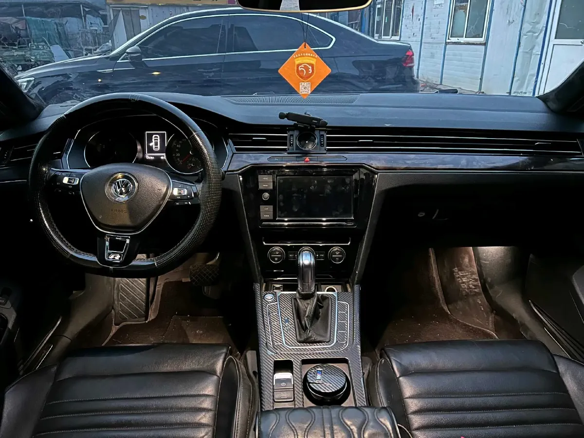 2019 Volkswagen Magotan 2.0T 186HP L4 7DCT,autocango,china used car exporter,china ev exporter,chinese used car exporter,chinese used ev exporter