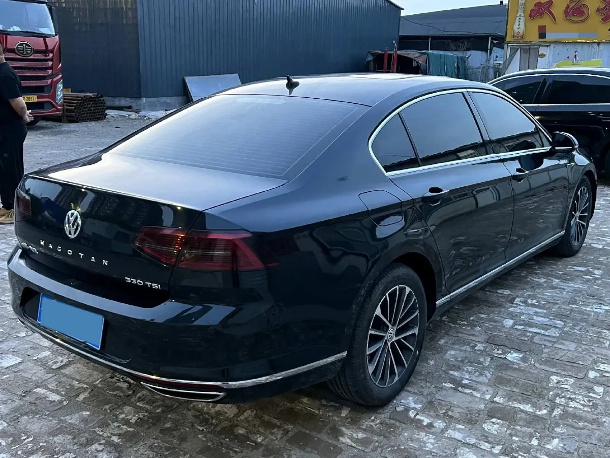 2019 Volkswagen Magotan 2.0T 186HP L4 7DCT,autocango,china used car exporter,china ev exporter,chinese used car exporter,chinese used ev exporter