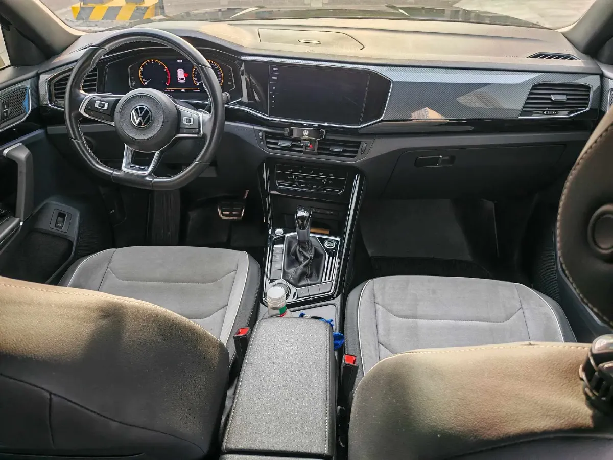2021 Volkswagen Tayron 2.0T 220HP L4 7DCT,autocango,china used car exporter,china ev exporter,chinese used car exporter,chinese used ev exporter