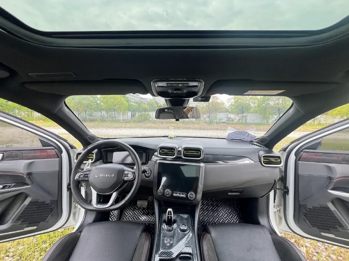 2020 LYNK&CO 03 1.5T 180HP L3 7DCT,autocango,china used car exporter,china ev exporter,chinese used car exporter,chinese used ev exporter