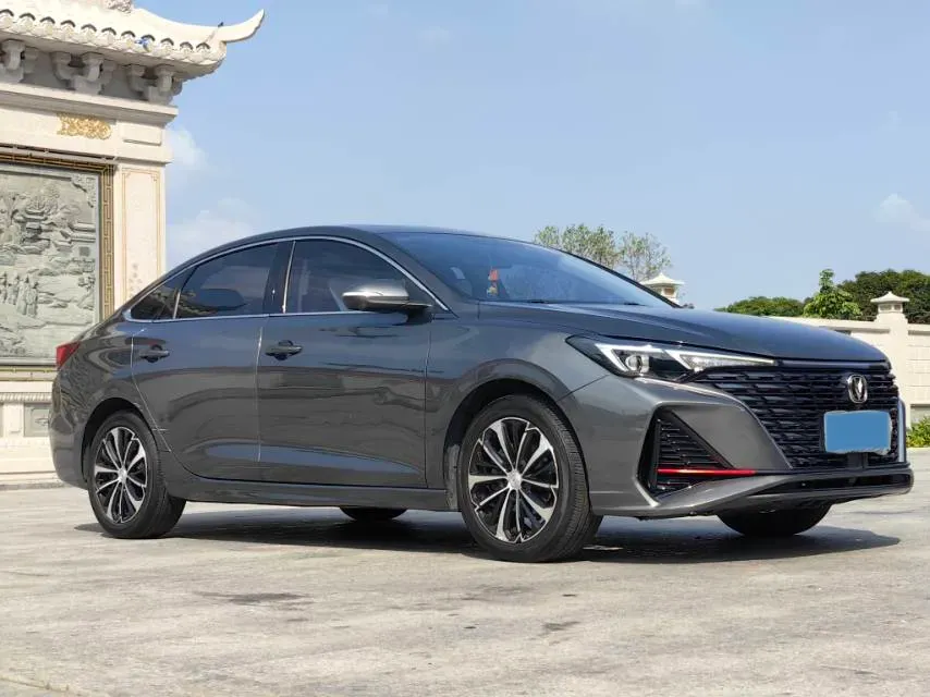 2021 ChangAn Eado 1.4T 160HP L4 7DCT,autocango,china used car exporter,china ev exporter,chinese used car exporter,chinese used ev exporter