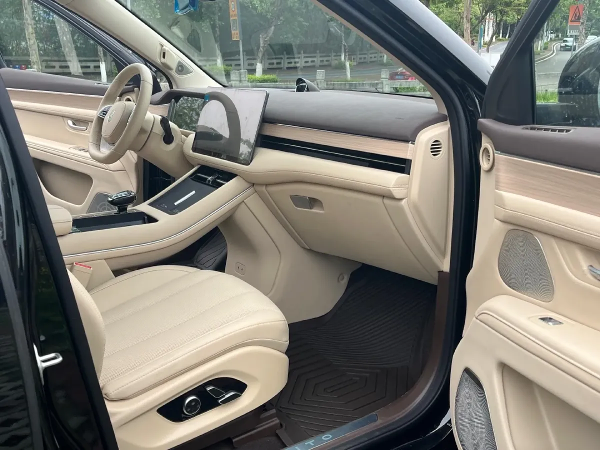 2024 AITO AITO M7 1.5T 152HP L4 REEV 38.5KWH,autocango,china used car exporter,china ev exporter,chinese used car exporter,chinese used ev exporter