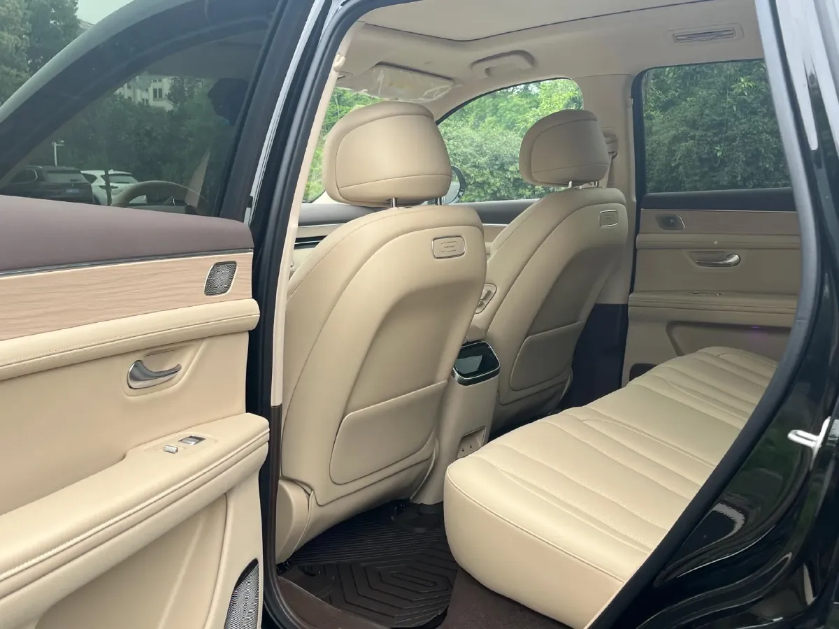 2024 AITO AITO M7 1.5T 152HP L4 REEV 38.5KWH,autocango,china used car exporter,china ev exporter,chinese used car exporter,chinese used ev exporter