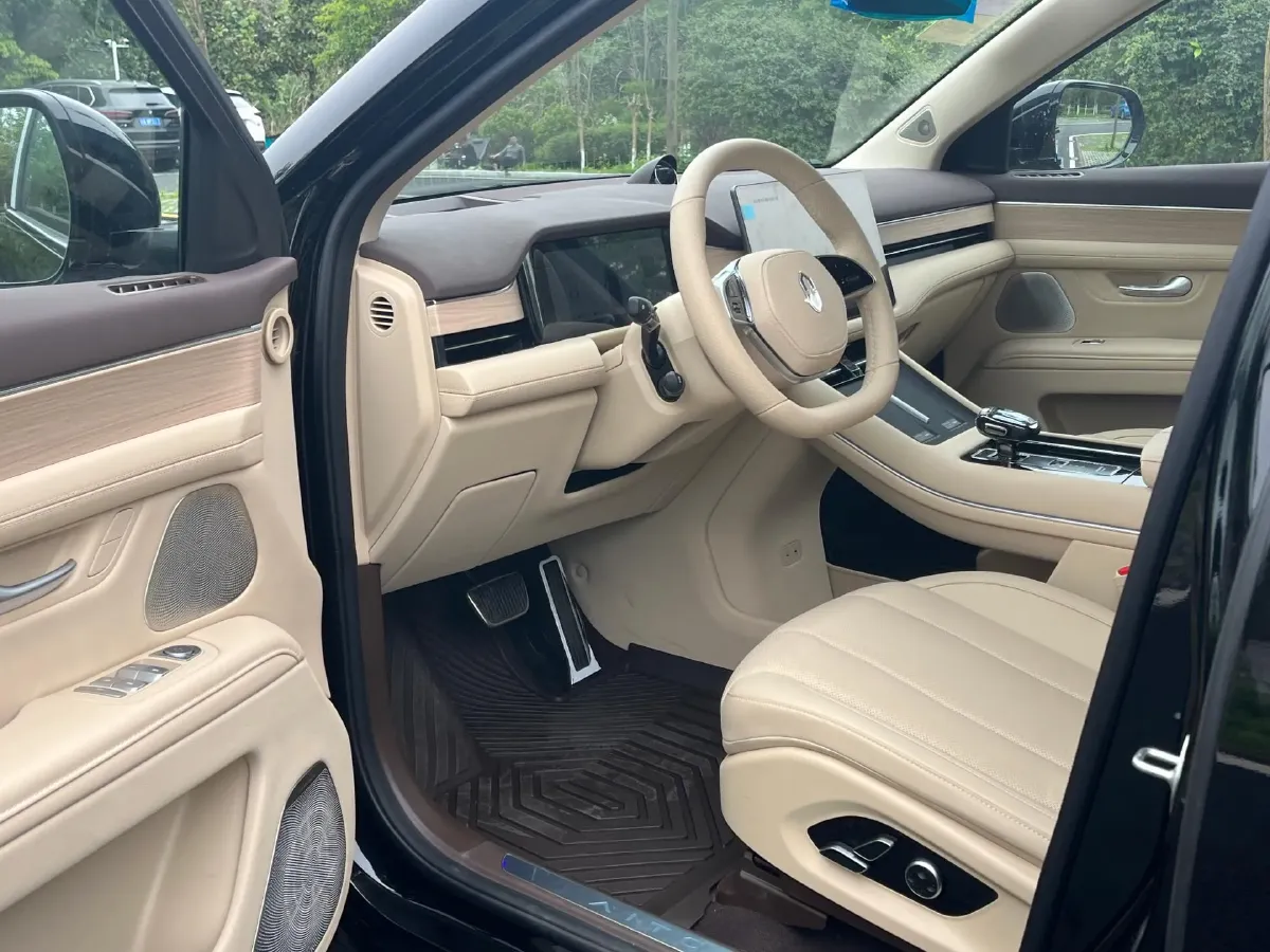 2024 AITO AITO M7 1.5T 152HP L4 REEV 38.5KWH,autocango,china used car exporter,china ev exporter,chinese used car exporter,chinese used ev exporter