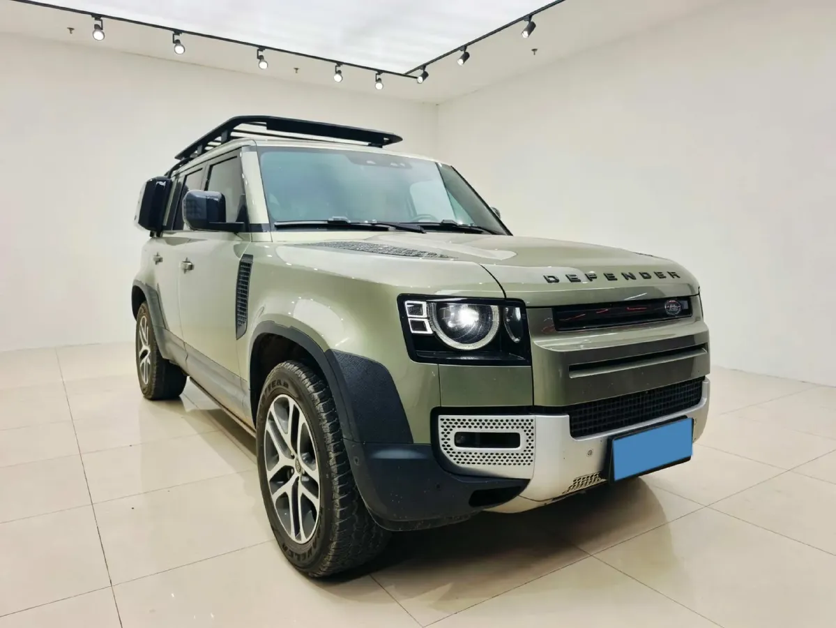 2021 Land Rover Defender 3.0T 400HP L6 8AT,autocango,china used car exporter,china ev exporter,chinese used car exporter,chinese used ev exporter