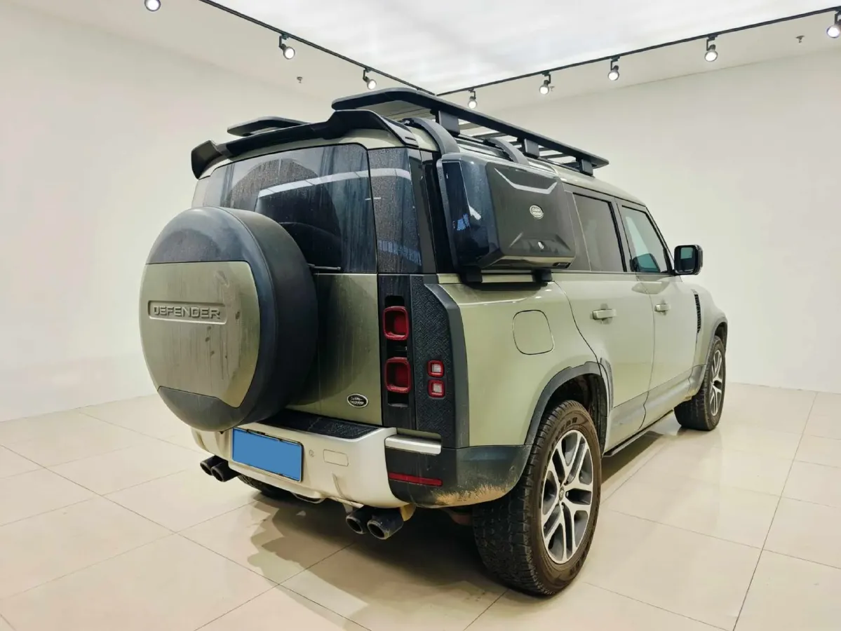 2021 Land Rover Defender 3.0T 400HP L6 8AT,autocango,china used car exporter,china ev exporter,chinese used car exporter,chinese used ev exporter