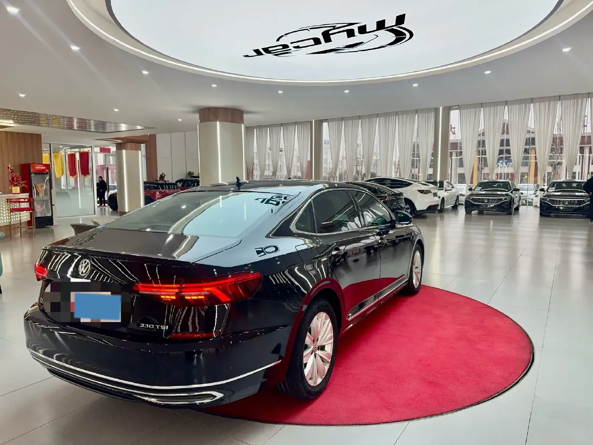 2020 Volkswagen Passat 2.0T 186HP L4 7DCT,autocango,china used car exporter,china ev exporter,chinese used car exporter,chinese used ev exporter