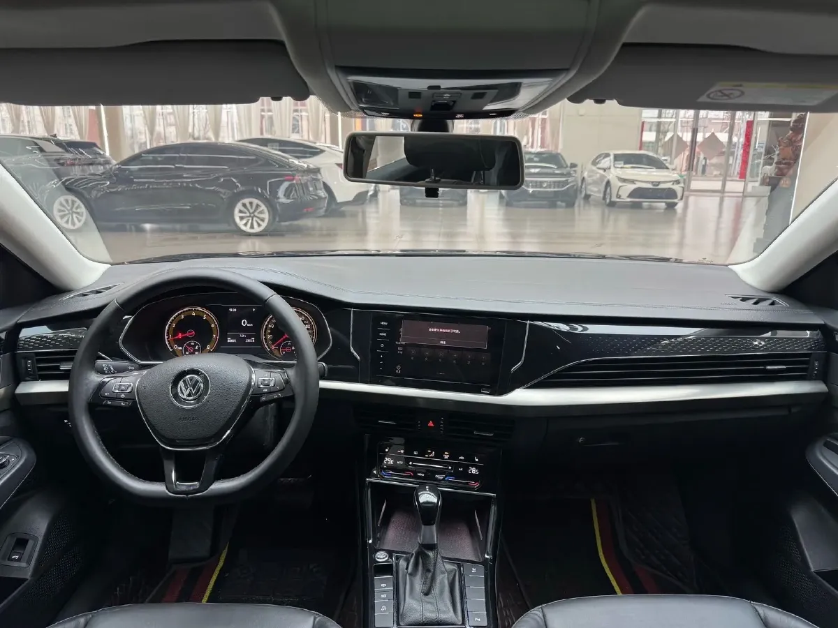 2020 Volkswagen Passat 2.0T 186HP L4 7DCT,autocango,china used car exporter,china ev exporter,chinese used car exporter,chinese used ev exporter