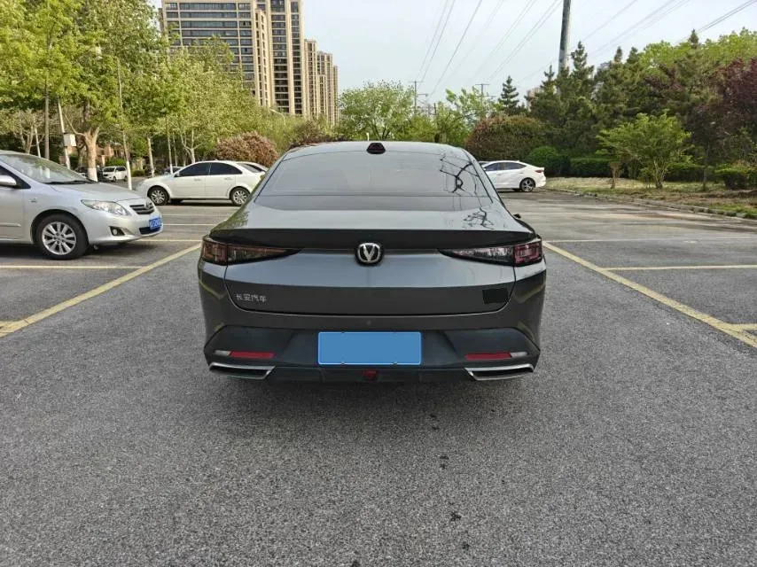 2023 ChangAn Oshan Z6 1.5T 188HP L4 7DCT,autocango,china used car exporter,china ev exporter,chinese used car exporter,chinese used ev exporter