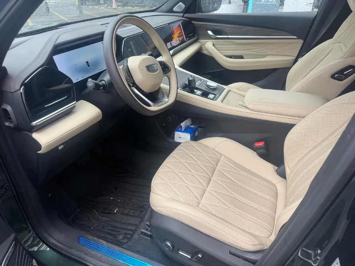 2025 Geely Monjaro 2.0T 238HP L4 8AT,autocango,china used car exporter,china ev exporter,chinese used car exporter,chinese used ev exporter