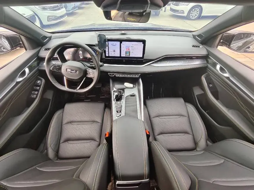 2023 Geely Preface 1.5T 181HP L4 7DCT,autocango,china used car exporter,china ev exporter,chinese used car exporter,chinese used ev exporter