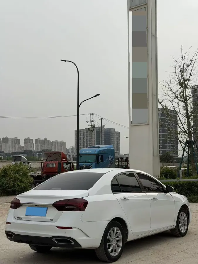 2021 BaoJun 530 1.5T 147HP L4 CVT,autocango,china used car exporter,china ev exporter,chinese used car exporter,chinese used ev exporter