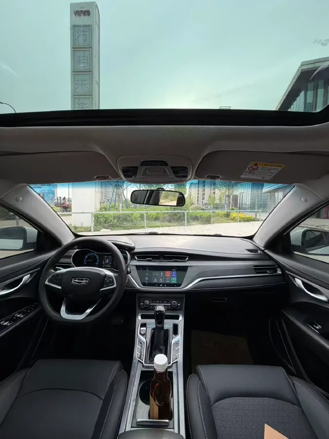 2021 BaoJun 530 1.5T 147HP L4 CVT,autocango,china used car exporter,china ev exporter,chinese used car exporter,chinese used ev exporter