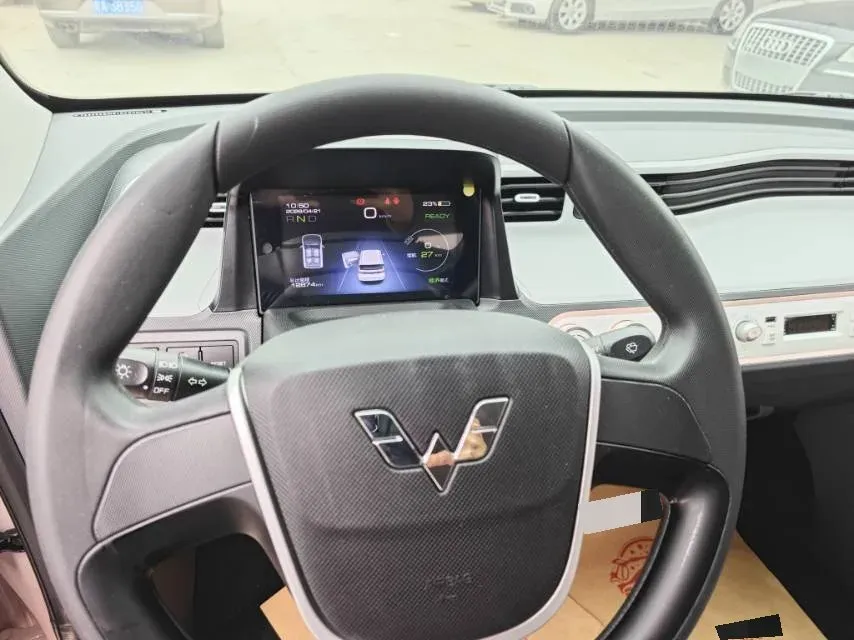 2021 WuLing HongGuang MINI EV BEV 13.9KWH,autocango,china used car exporter,china ev exporter,chinese used car exporter,chinese used ev exporter