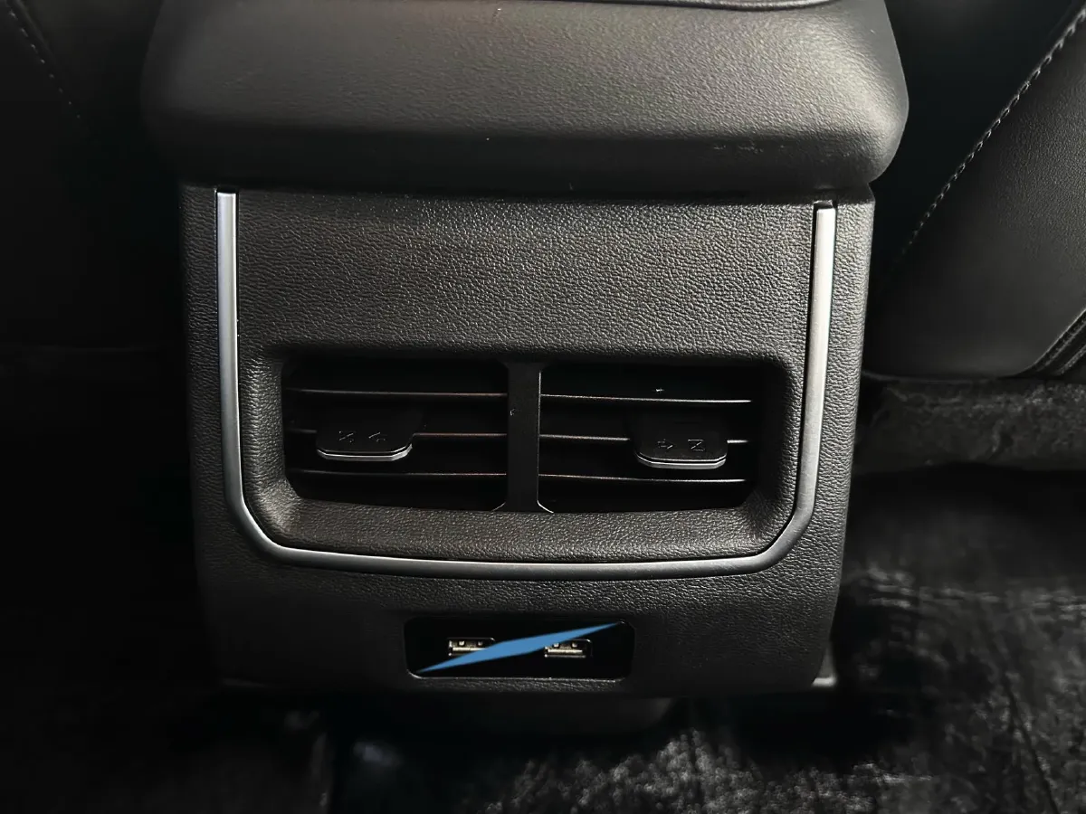 2021 Haval H6 1.5T 150HP L4 7DCT,autocango,china used car exporter,china ev exporter,chinese used car exporter,chinese used ev exporter