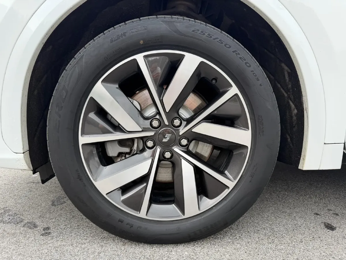 2023 Li L7 Range Extended 154HP REEV 40.9KWH,autocango,china used car exporter,china ev exporter,chinese used car exporter,chinese used ev exporter