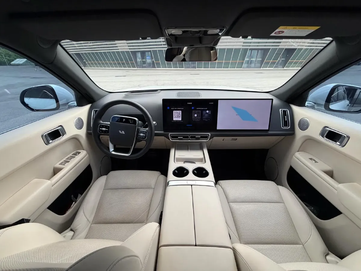 2023 Li L7 Range Extended 154HP REEV 40.9KWH,autocango,china used car exporter,china ev exporter,chinese used car exporter,chinese used ev exporter