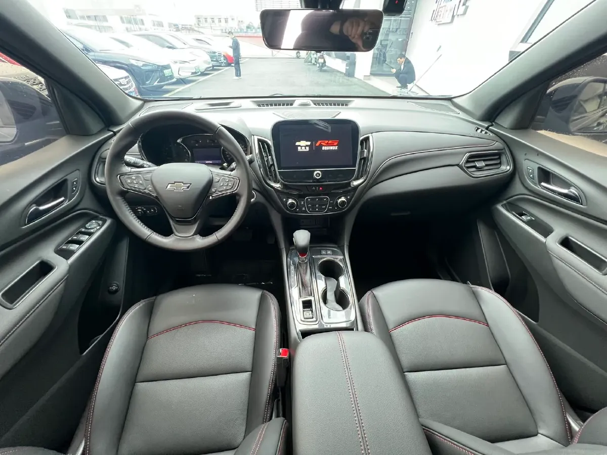 2023 Chevrolet Equinox 2.0T 237HP L4 9AT,autocango,china used car exporter,china ev exporter,chinese used car exporter,chinese used ev exporter