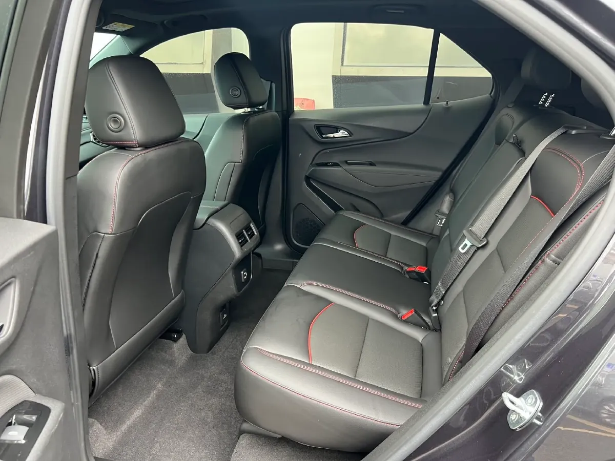 2023 Chevrolet Equinox 2.0T 237HP L4 9AT,autocango,china used car exporter,china ev exporter,chinese used car exporter,chinese used ev exporter