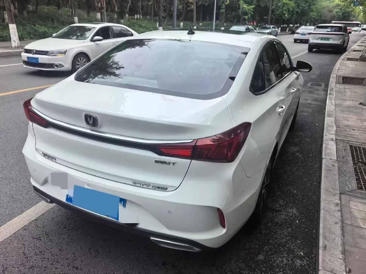 2021 ChangAn Eado 1.4T 160HP L4 7DCT,autocango,china used car exporter,china ev exporter,chinese used car exporter,chinese used ev exporter