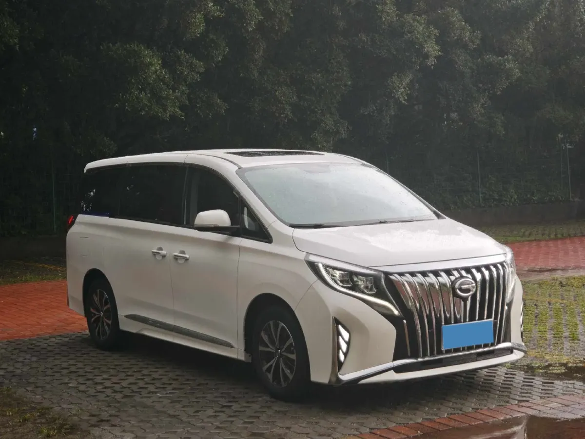 2021 GAC Trumpchi M8 2.0T 252HP L4 8AT,autocango,china used car exporter,china ev exporter,chinese used car exporter,chinese used ev exporter