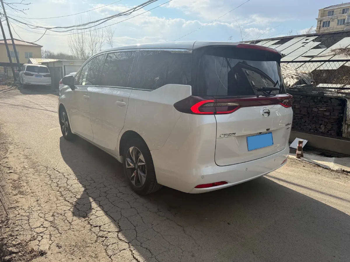2023 GAC Trumpchi M6 1.5T 177HP L4 7DCT,autocango,china used car exporter,china ev exporter,chinese used car exporter,chinese used ev exporter