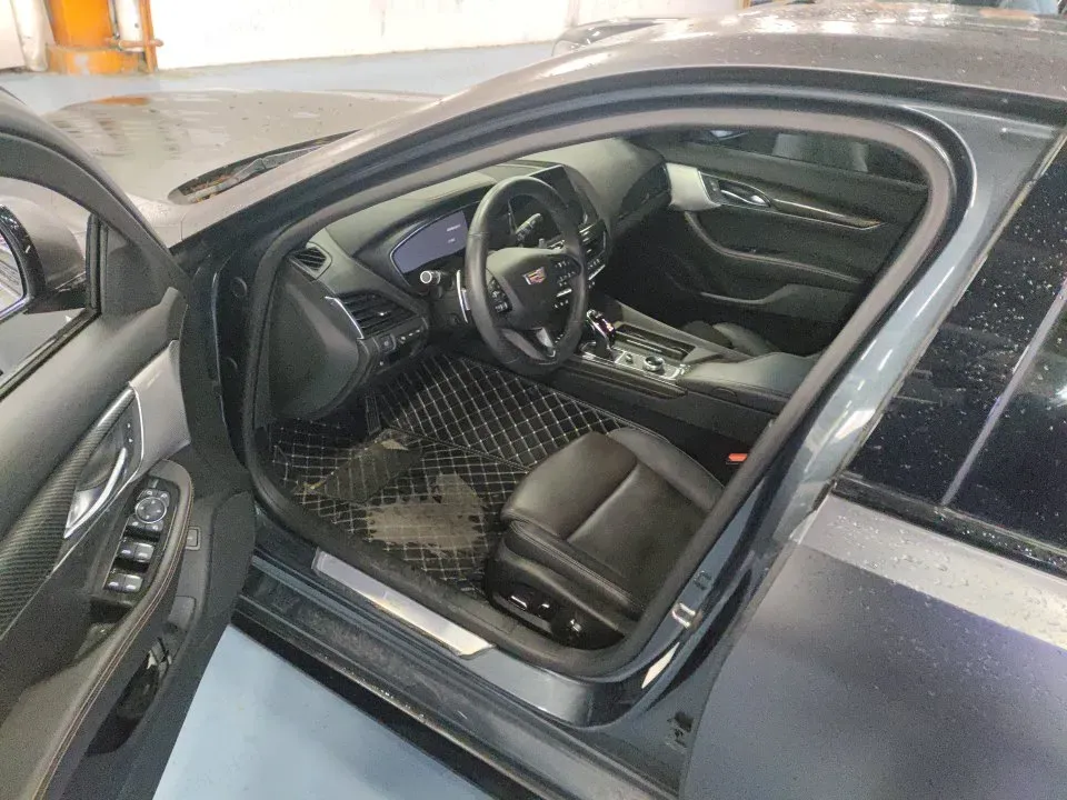 2021 Cadillac CT5 2.0T 237HP L4 10AT,autocango,china used car exporter,china ev exporter,chinese used car exporter,chinese used ev exporter