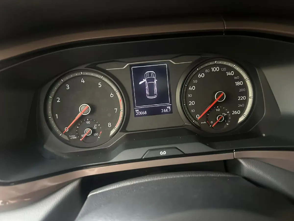 2021 Volkswagen Tharu 1.4T 150HP L4 7DCT,autocango,china used car exporter,china ev exporter,chinese used car exporter,chinese used ev exporter