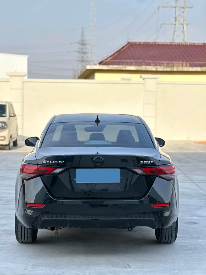 2022 Nissan Sylphy 1.6L 135HP L4 CVT,autocango,china used car exporter,china ev exporter,chinese used car exporter,chinese used ev exporter