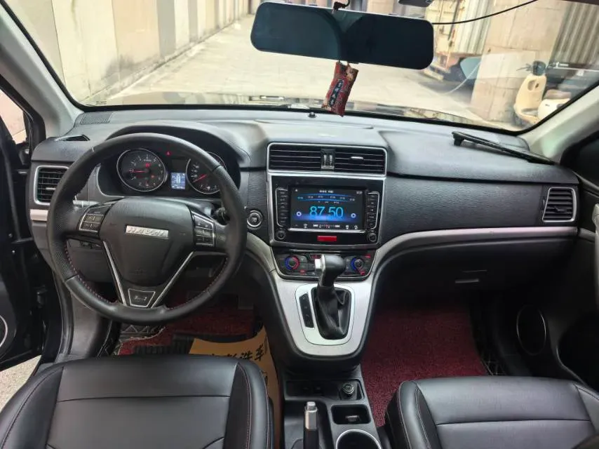 2019 Haval M6 1.5T 150HP L4 7DCT,autocango,china used car exporter,china ev exporter,chinese used car exporter,chinese used ev exporter