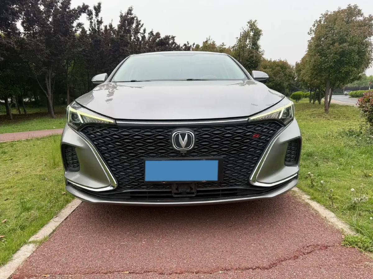 2020 ChangAn Eado 1.4T 158HP L4 7DCT,autocango,china used car exporter,china ev exporter,chinese used car exporter,chinese used ev exporter