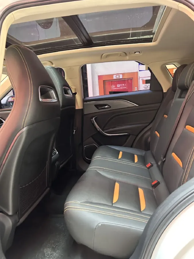 2020 Bestune T77 1.5T 169HP L4 7DCT,autocango,china used car exporter,china ev exporter,chinese used car exporter,chinese used ev exporter