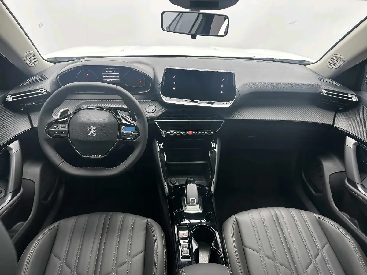 2022 Peugeot 2008 1.2T 136HP L3 6DCT,autocango,china used car exporter,china ev exporter,chinese used car exporter,chinese used ev exporter